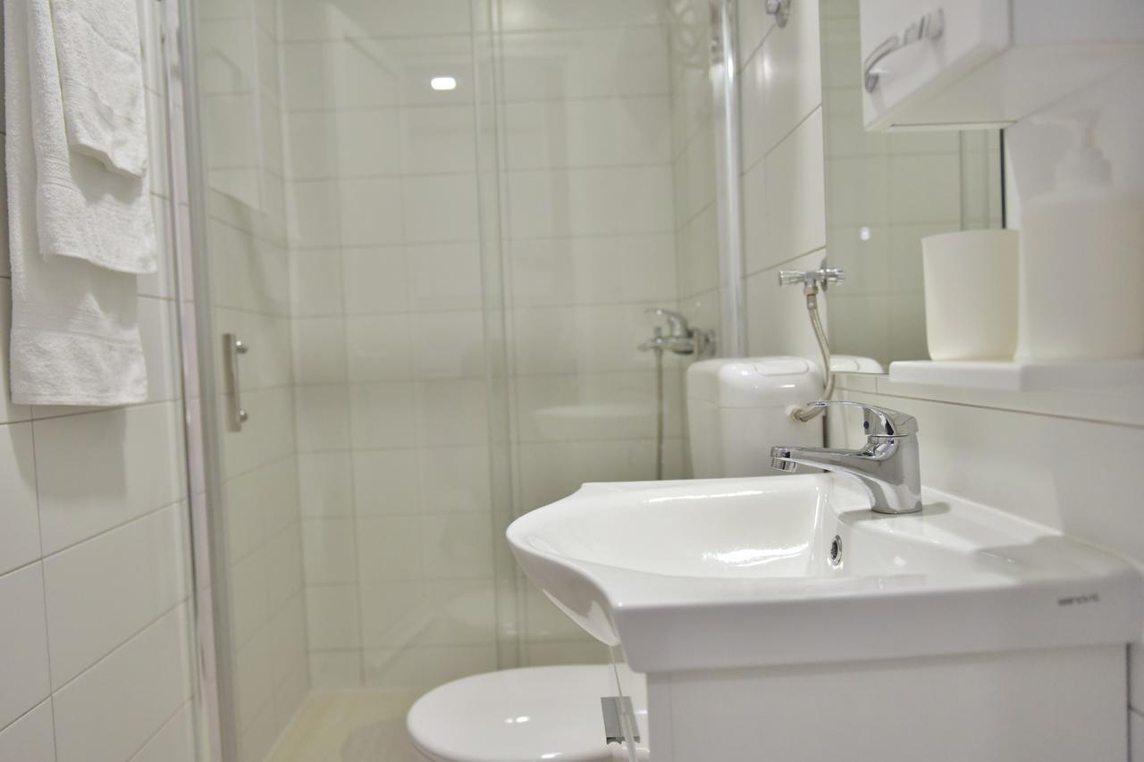 Apartments Valentina - Free Parking Мостар Экстерьер фото